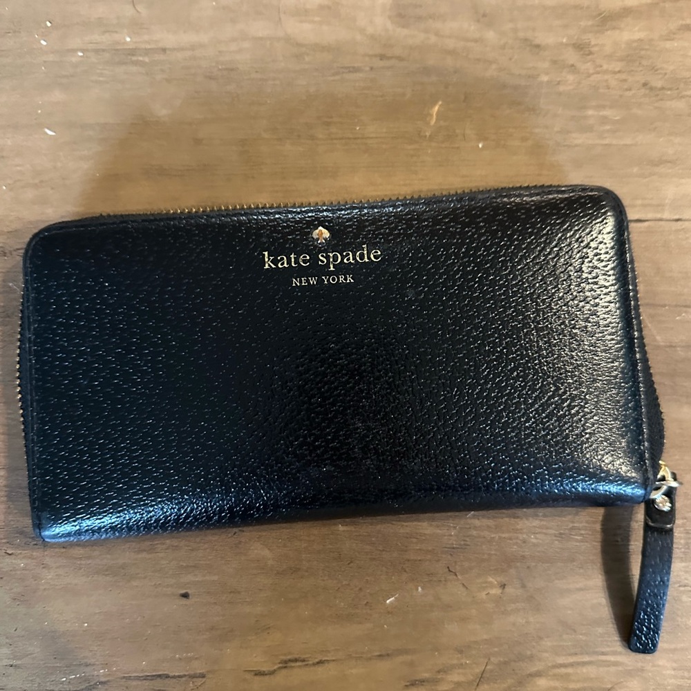 Kate Spade Black Zip Up Wallet